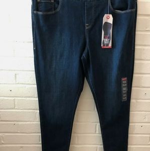 Levis jeans